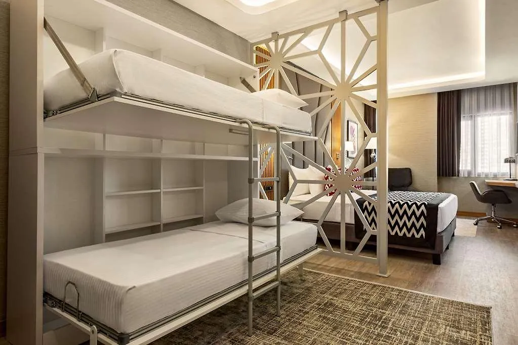 Ramada Encore Istanbul Sisli 0*,
