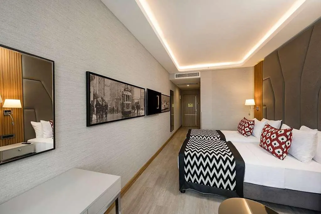 Ramada Encore Istanbul Sisli 0*,